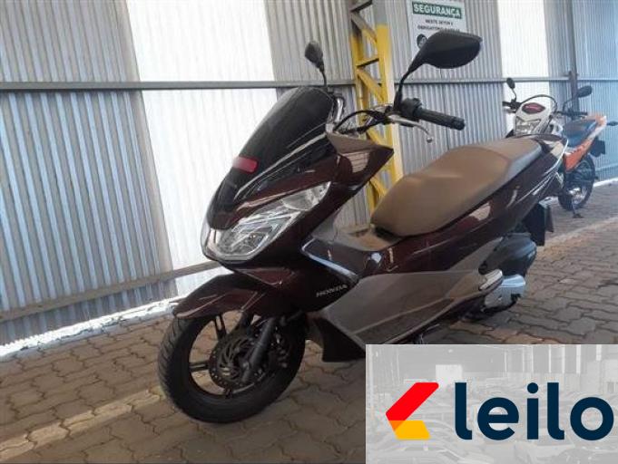 HONDA PCX 18_18