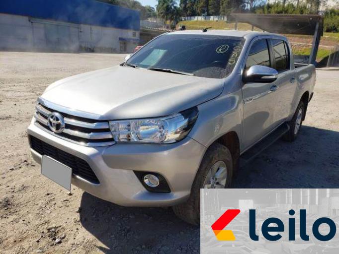 TOYOTA HILUX 16_16