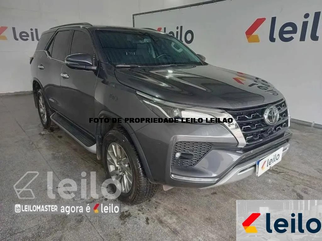 TOYOTA HILUX SW SRX A 4FD 4X4 ANO 2024